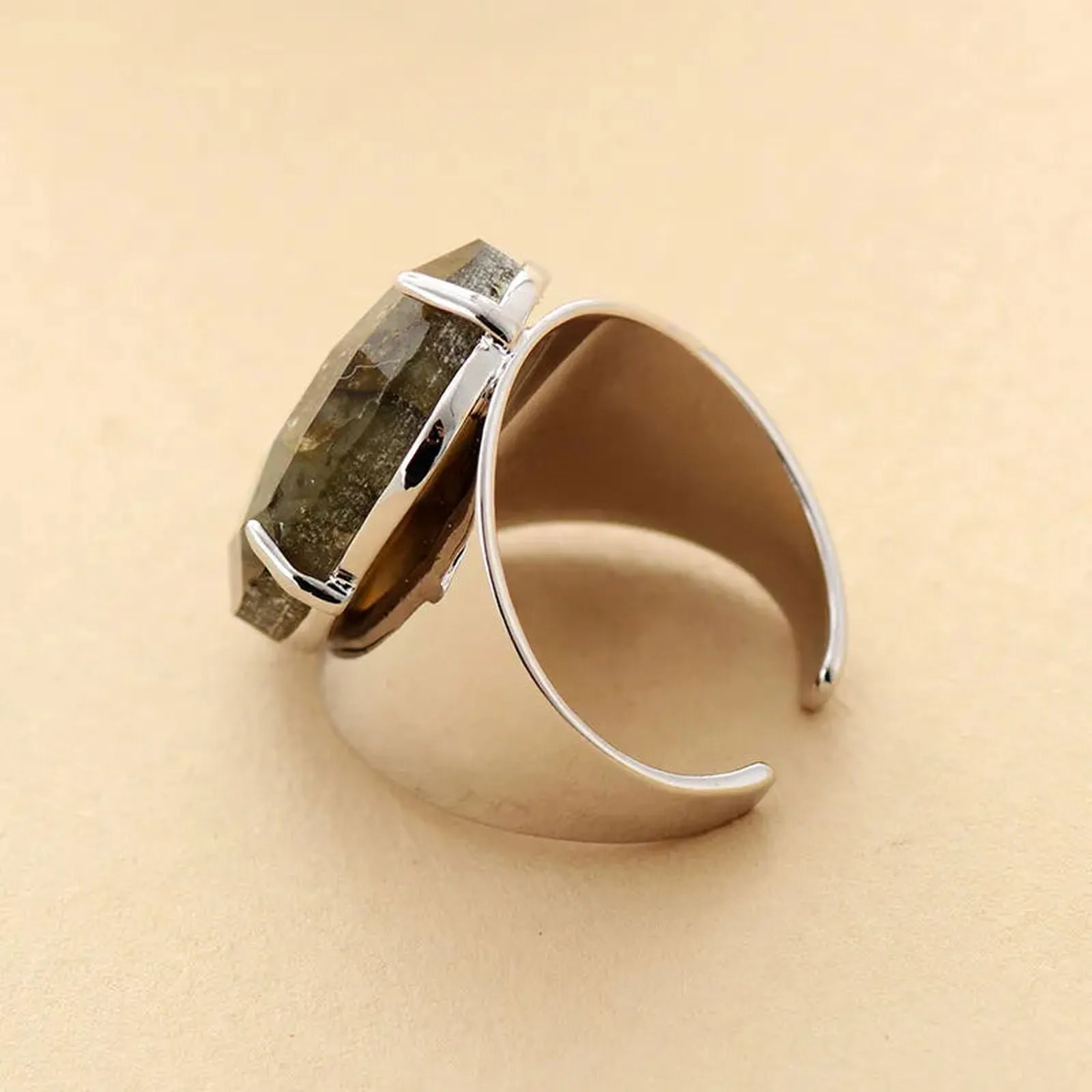 Big Labradorite Stone Ring