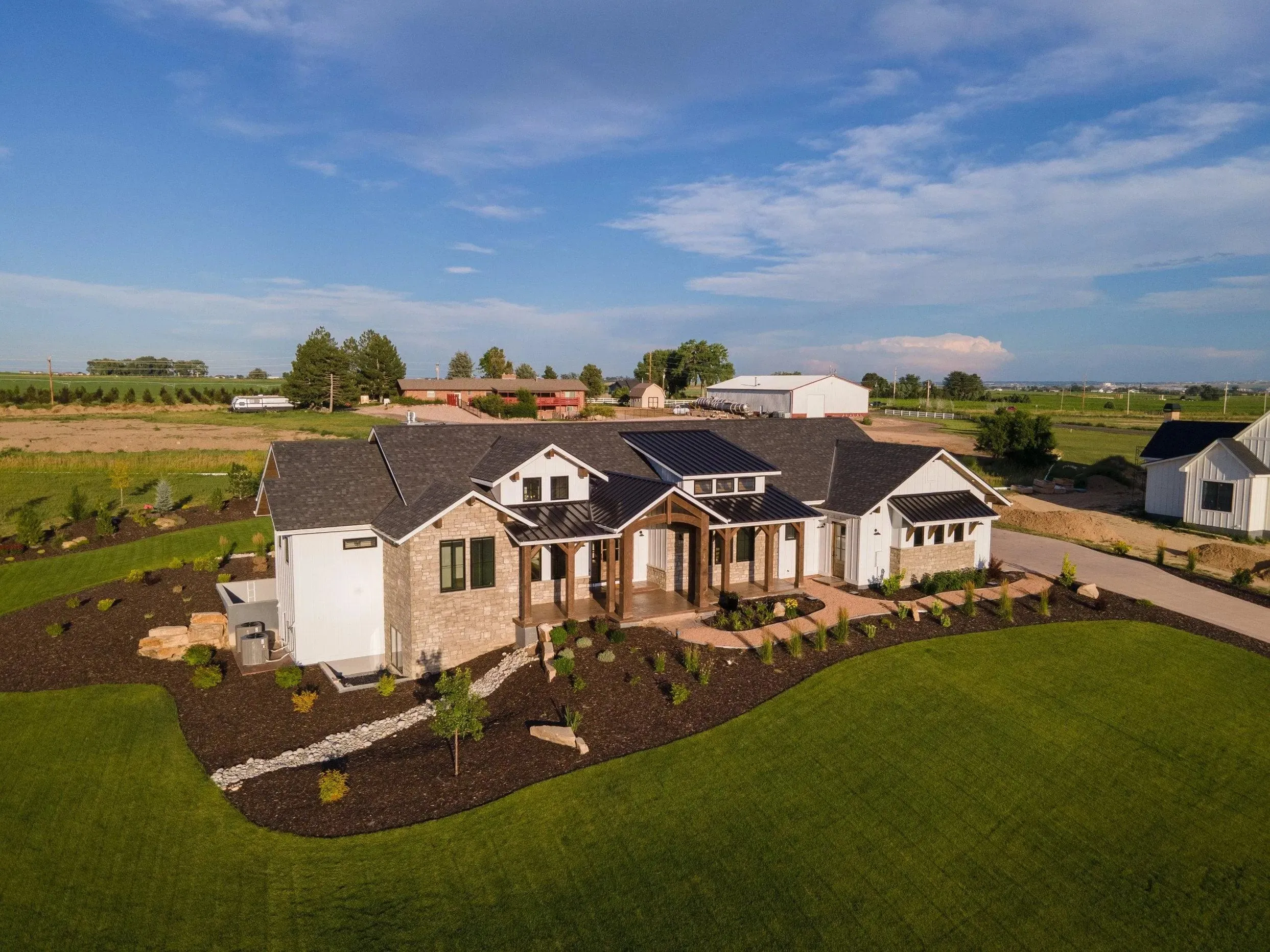 Charming 2-Bedroom Home with Expansive Layout and Stone Exterior