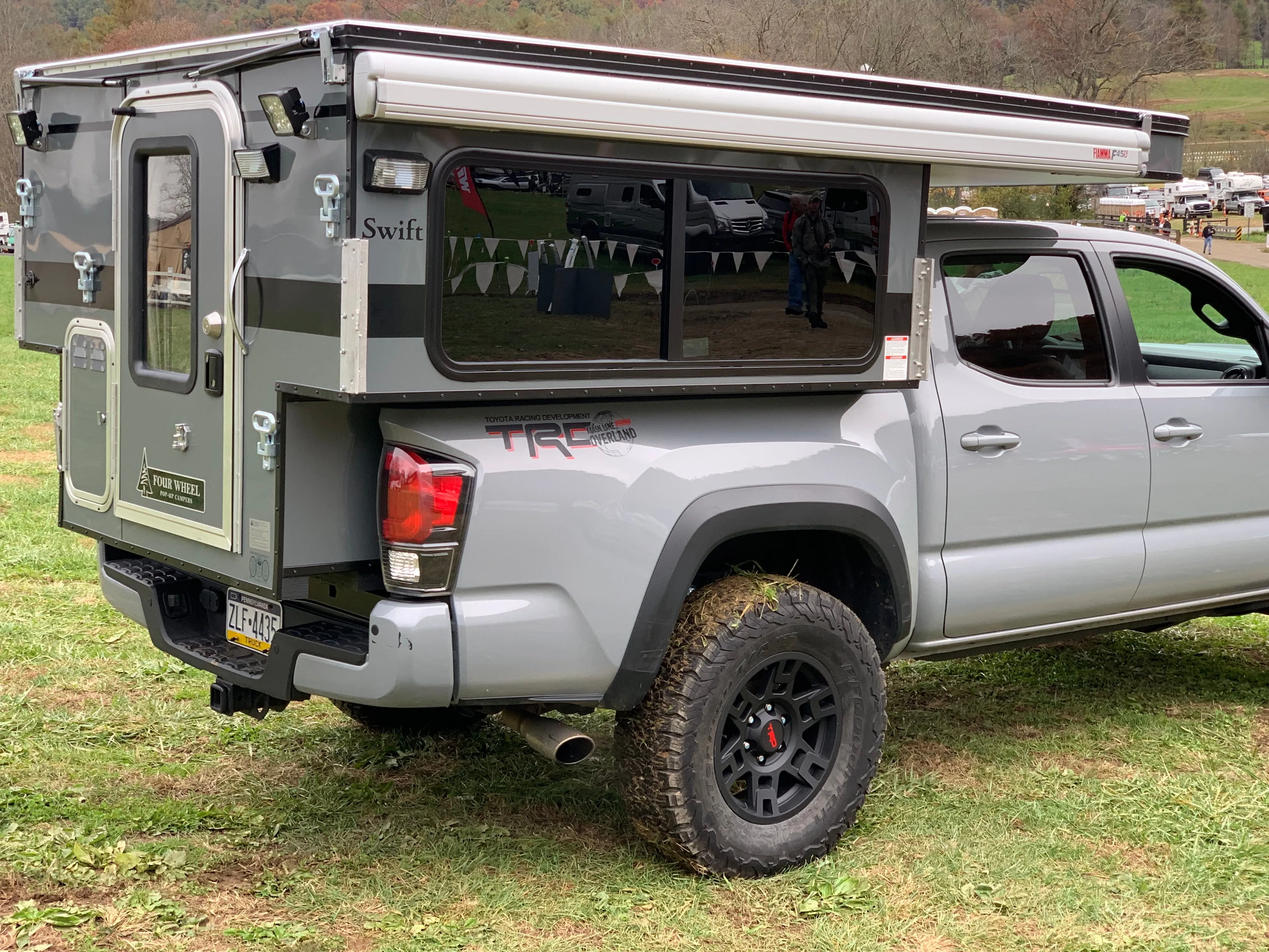 Four Wheel Campers Swift Pop-Up