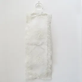 Louisa Natural Lace Roll Holder