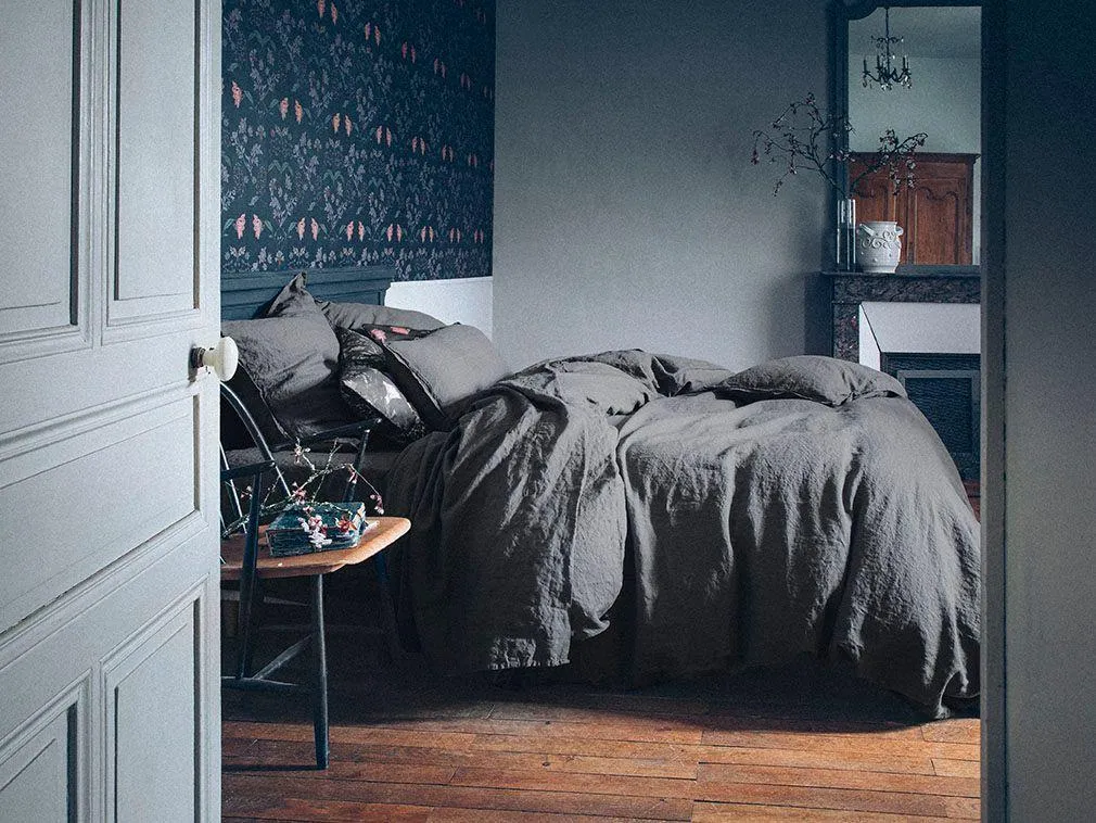 Nouvelle Vague Stone Grey Bedding