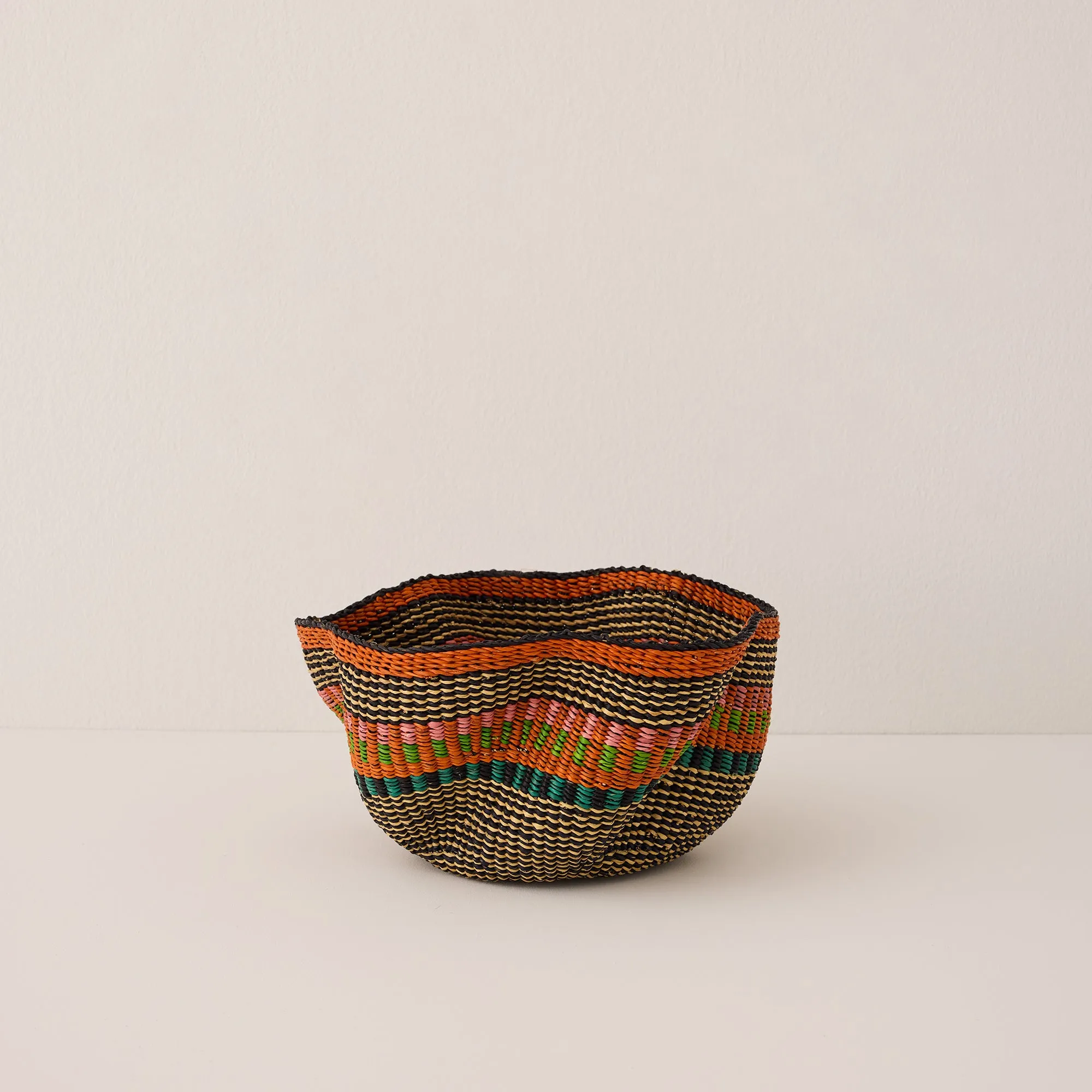 Tiny Pakurigo Basket