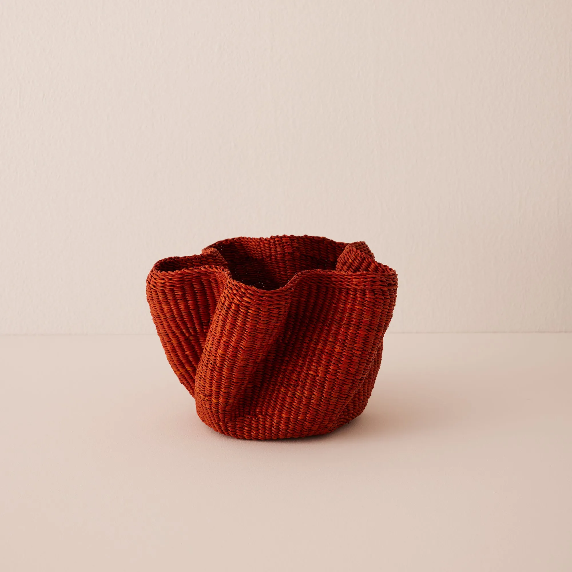 Tiny Pakurigo Basket